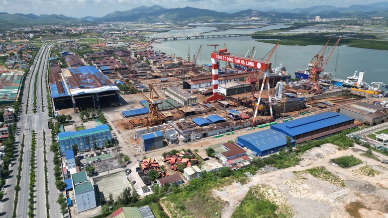 Cận cảnh quy trình đóng tàu hiện đại tại Công ty Đóng tàu Hạ Long- Ảnh 1.