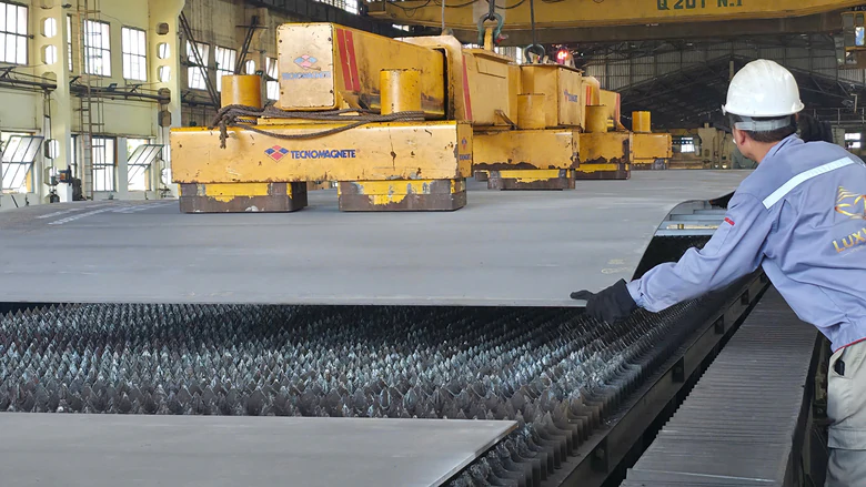 Cận cảnh quy trình đóng tàu hiện đại tại Công ty Đóng tàu Hạ Long- Ảnh 2.
