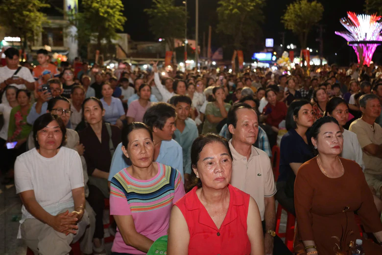 An Giang: Khai mạc lễ hội kỷ niệm 158 năm Anh hùng dân tộc Nguyễn Trung Trực hy sinh- Ảnh 3.