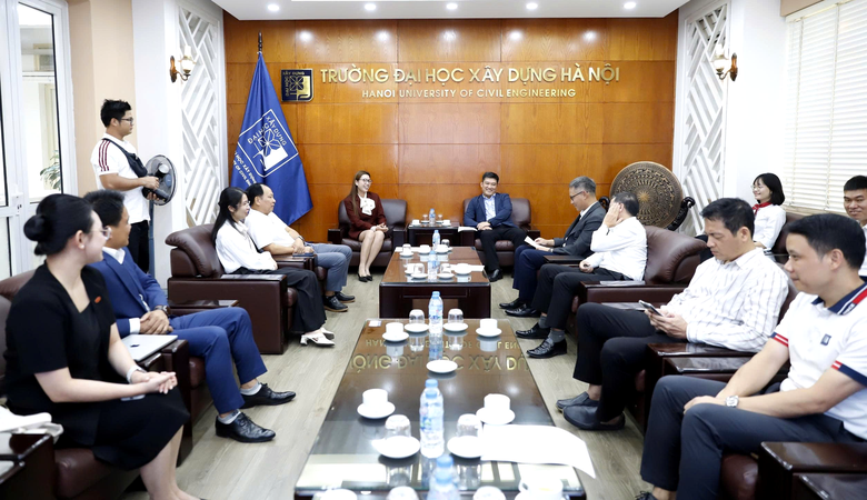 Đại học Xây dựng Hà Nội tăng cường hợp tác cùng doanh nghiệp đưa nghiên cứu vào thực tiễn - Ảnh 2.