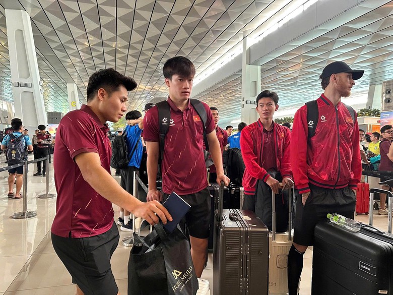 Tuyển Việt Nam về nước chuẩn bị cho Asian Cup 2027- Ảnh 1.