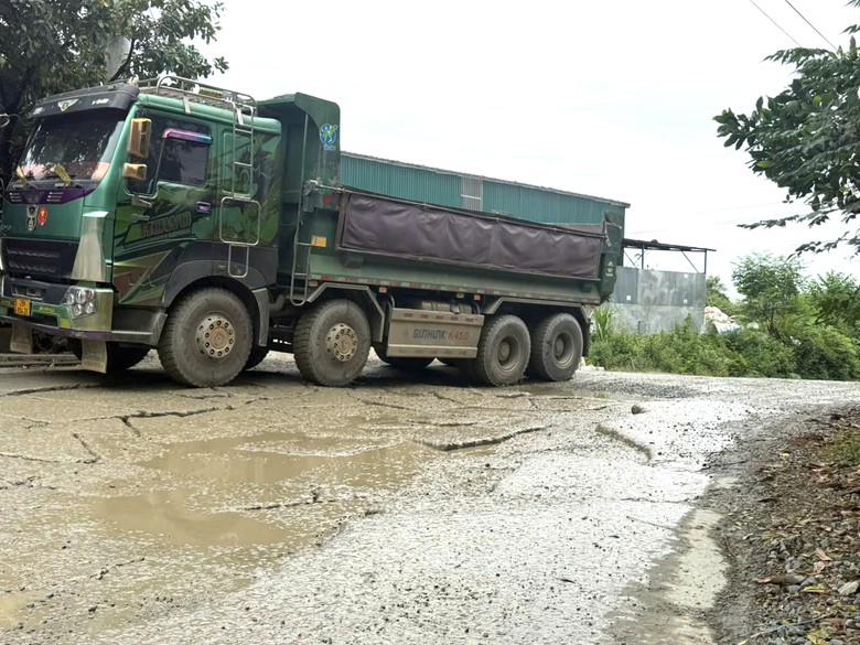 Phú Thọ: CSGT xử nghiêm xe cơi nới thành thùng, chở quá tải, gây mất an toàn giao thông- Ảnh 17.
