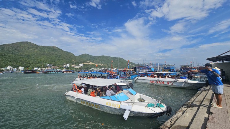 Khánh Hòa tăng cường thu gom, xử lý rác thải tại các đảo- Ảnh 1.