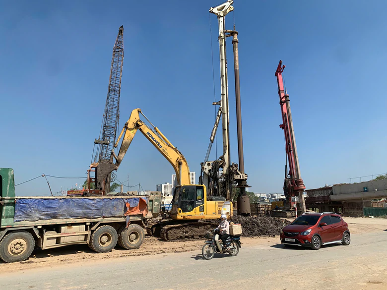 Gỡ vướng, đẩy nhanh dự án Quốc lộ 6 đoạn Ba La - Xuân Mai - Ảnh 3.