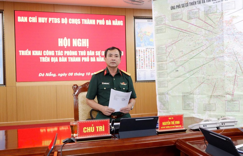 Đà Nẵng: Quân đội ứng trực 24/24h chống mưa lũ, xe thiết giáp lội nước sẵn sàng nhận lệnh- Ảnh 2.