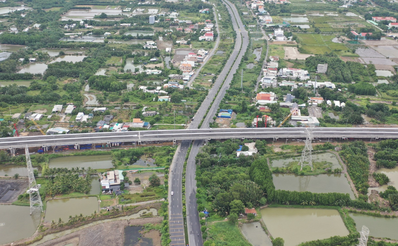 TP.HCM thúc mặt bằng nút giao cao tốc Bến Lức - Long Thành với đường Rừng Sác- Ảnh 1.