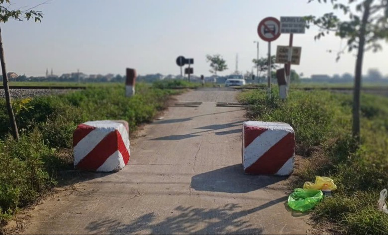 Đóng, thu hẹp 8 lối đi tự mở qua đường sắt ở Nghệ An- Ảnh 3.