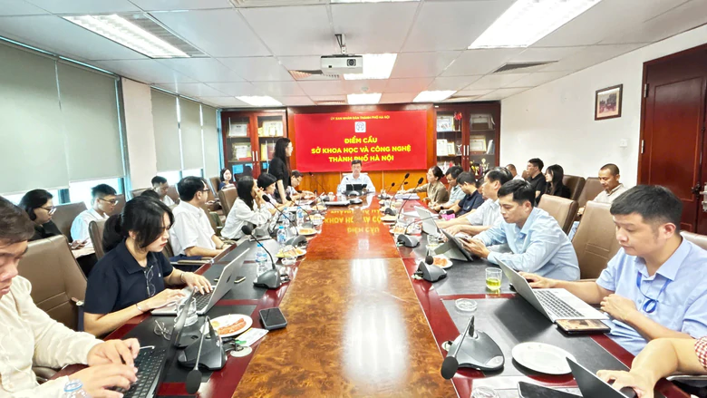 Hà Nội bàn giải pháp tháo gỡ điểm nghẽn viễn thông- Ảnh 5.