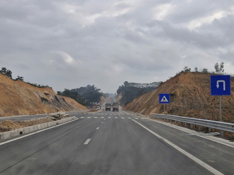 &Ocirc;ng Dương C&ocirc;ng Vĩ: Tham mưu ch&iacute;nh s&aacute;ch, ho&agrave;n thiện hạ tầng gi&uacute;p Lạng Sơn ph&aacute;t triển- Ảnh 7.