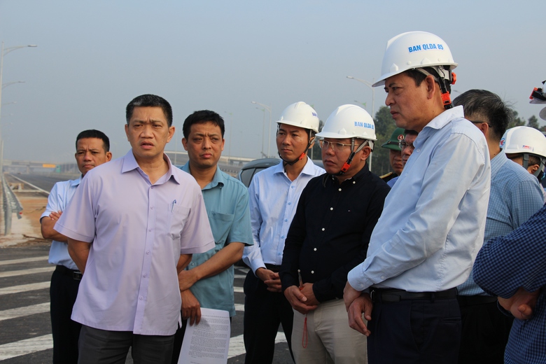 Thứ trưởng B&ugrave;i Xu&acirc;n Dũng: T&igrave;m phương &aacute;n tối ưu để sớm th&ocirc;ng xe cao tốc Bi&ecirc;n H&ograve;a - Vũng T&agrave;u- Ảnh 1.