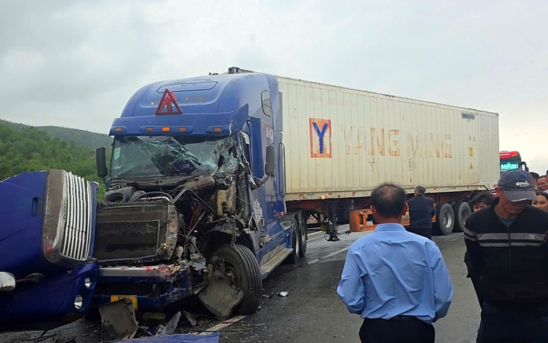 C&aacute;ch n&agrave;o ngăn tai nạn tr&ecirc;n cao tốc qua H&agrave; Tĩnh l&uacute;c trời mưa, đường trơn?- Ảnh 2.