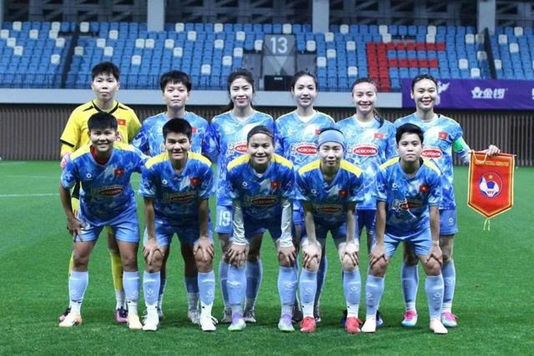 Tuyển nữ Việt Nam thua Trung Quốc, HLV Mai Đức Chung nói gì?- Ảnh 1. Tuyển nữ Việt Nam thua Trung Quốc, HLV Mai Đức Chung nói gì?- Ảnh 1.