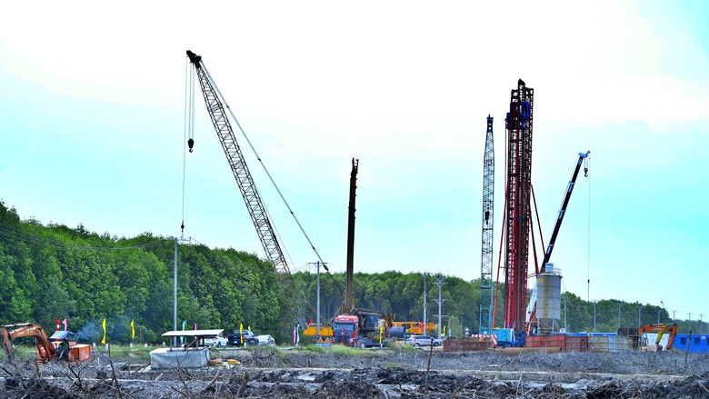 Định hướng quy hoạch hạ tầng dọc h&agrave;nh lang cao tốc C&agrave; Mau - Đất Mũi- Ảnh 1.