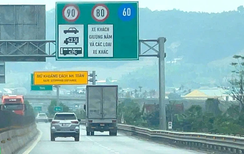 Điều chỉnh tốc độ tối đa tr&ecirc;n nhiều tuyến cao tốc- Ảnh 1.