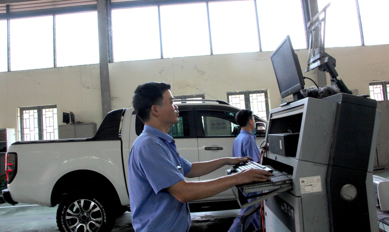 Siết kiểm định kh&iacute; thải &ocirc; t&ocirc; lưu h&agrave;nh từ 1/3, chủ xe cần lưu &yacute; g&igrave;?- Ảnh 2.