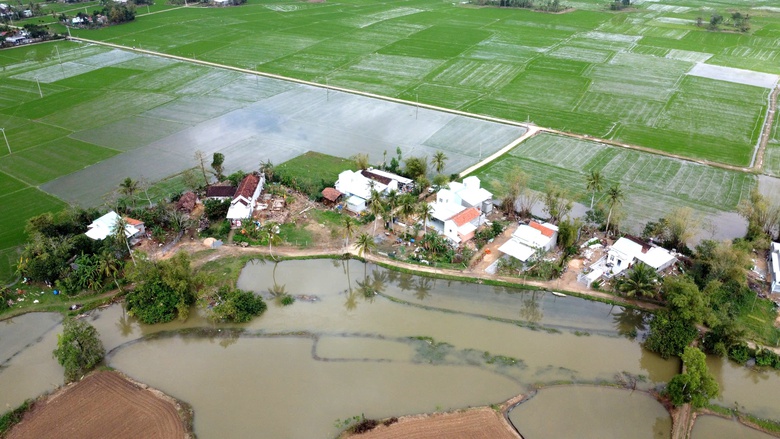 Bà con rốn lũ Phú Yên: Rộn ràng đón Tết trong ngôi nhà mới- Ảnh 4. Bà con rốn lũ Phú Yên: Rộn ràng đón Tết trong ngôi nhà mới- Ảnh 4.