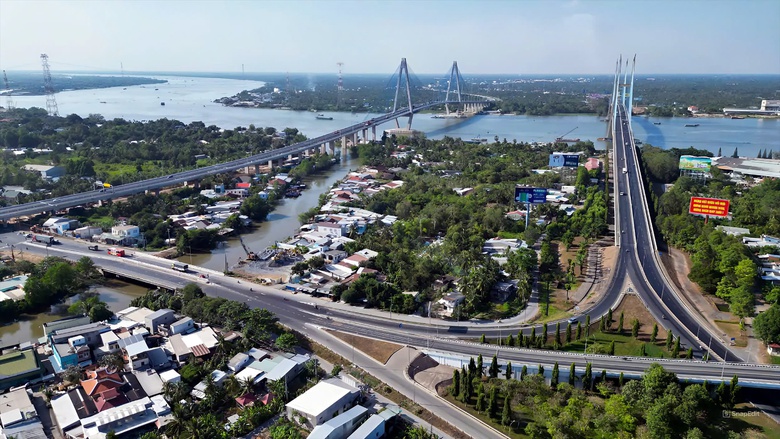 Từ bến phà đến những cây cầu nghìn tỷ đồng phá thế độc đạo ở Vĩnh Long- Ảnh 4. Từ bến phà đến những cây cầu nghìn tỷ đồng phá thế độc đạo ở Vĩnh Long- Ảnh 4.