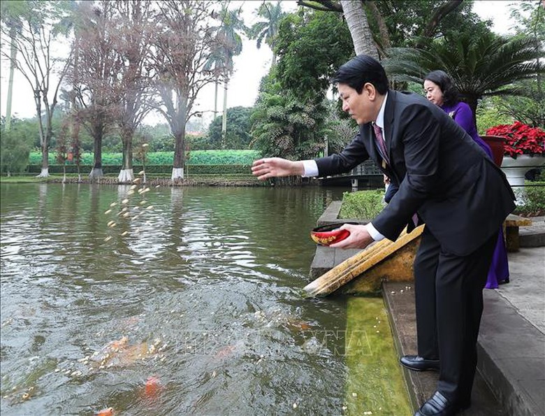 Chủ tịch nước Lương Cường dâng hương tưởng niệm Chủ tịch Hồ Chí Minh tại Di tích Nhà 67- Ảnh 2. Chủ tịch nước Lương Cường dâng hương tưởng niệm Chủ tịch Hồ Chí Minh tại Di tích Nhà 67- Ảnh 2.