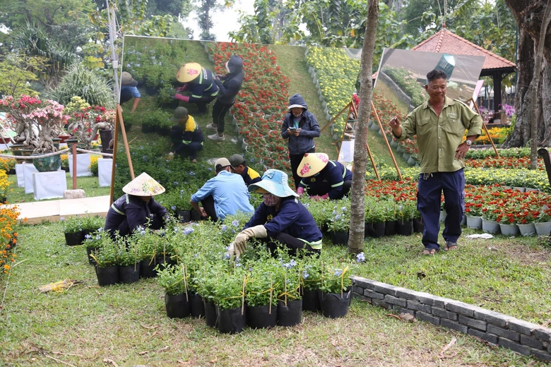 Tết ấm &aacute;p cho người lao động xa qu&ecirc; ở lại th&agrave;nh phố- Ảnh 1.