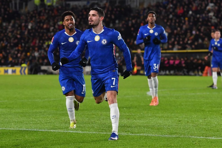 Pedro Neto lập hat-trick, Chelsea v&ugrave;i dập Hull City tại FA Cup- Ảnh 2.
