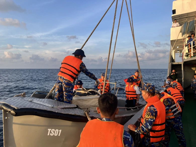 Giữa biển trời m&ecirc;nh mang, những người l&iacute;nh trẻ đ&oacute;n một m&ugrave;a xu&acirc;n kh&aacute;c- Ảnh 3.