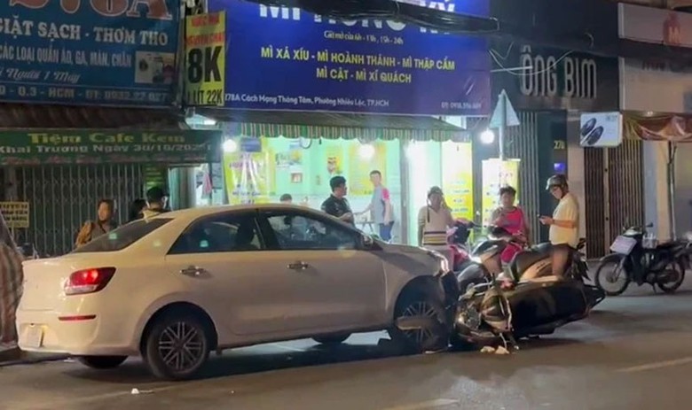 Hiện trường vụ tai nạn. Hiện trường vụ tai nạn.