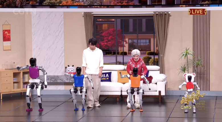 Gala mừng xu&acirc;n của Trung Quốc đưa robot h&igrave;nh người l&ecirc;n s&acirc;n khấu m&uacute;a v&otilde;, diễn h&agrave;i- Ảnh 2.