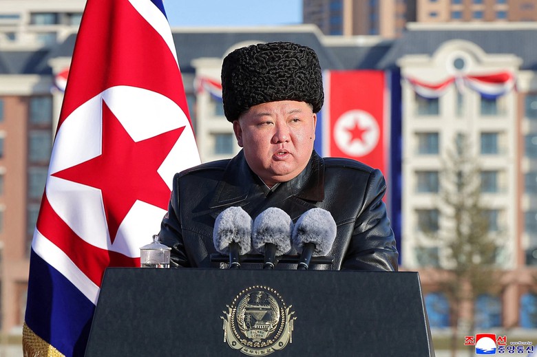 Triều Tiên khánh thành khu nhà ở cho gia đình quân nhân tử trận ở nước ngoài- Ảnh 1. Triều Tiên khánh thành khu nhà ở cho gia đình quân nhân tử trận ở nước ngoài- Ảnh 1.