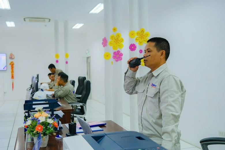 Giao thừa nơi hầm Đèo Cả- Ảnh 3. Giao thừa nơi hầm Đèo Cả- Ảnh 3.