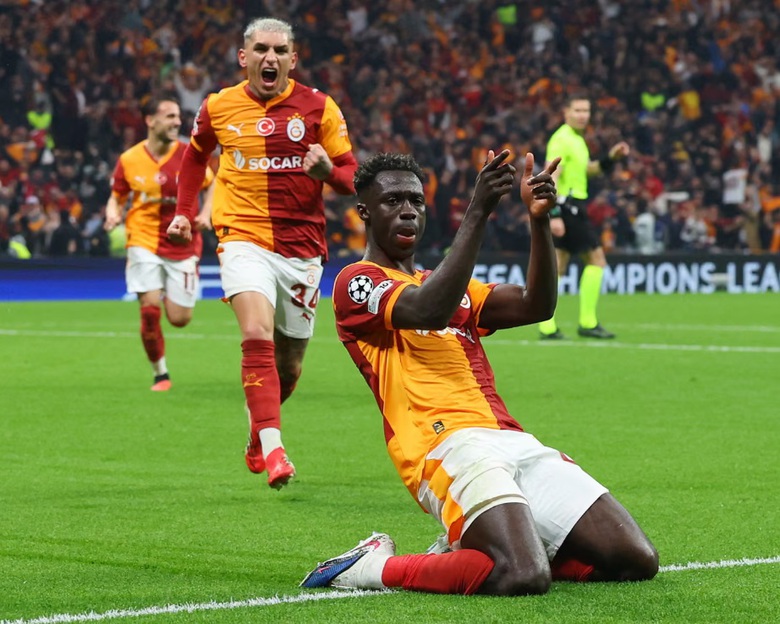 Ngược d&ograve;ng hạ Juventus, Galatasaray tạo lợi thế lớn play-off C1- Ảnh 1.
