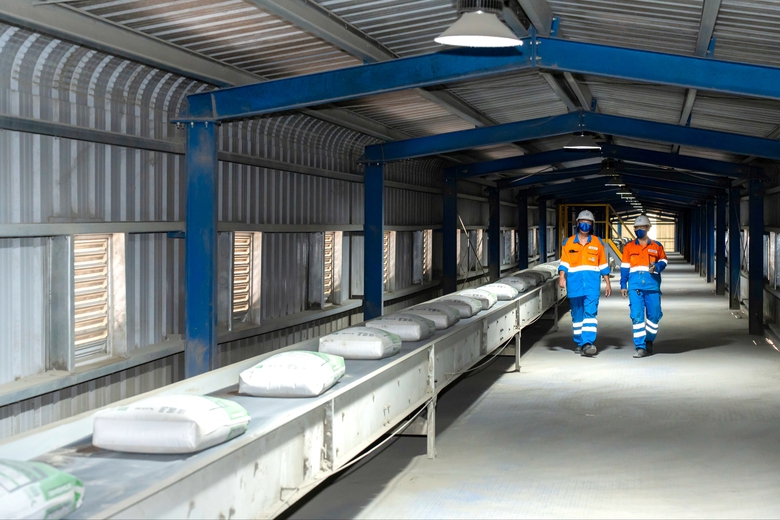 Chuyển đổi số l&agrave; chiến lược d&agrave;i hạn, cốt l&otilde;i của ng&agrave;nh xi măng- Ảnh 1.