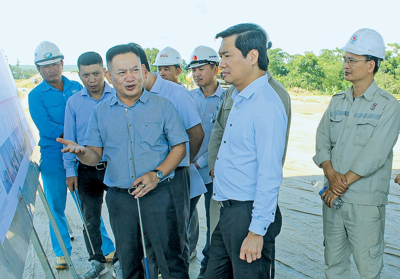 Chuyện chưa kể kỳ t&iacute;ch 3.000km cao tốc- Ảnh 1.