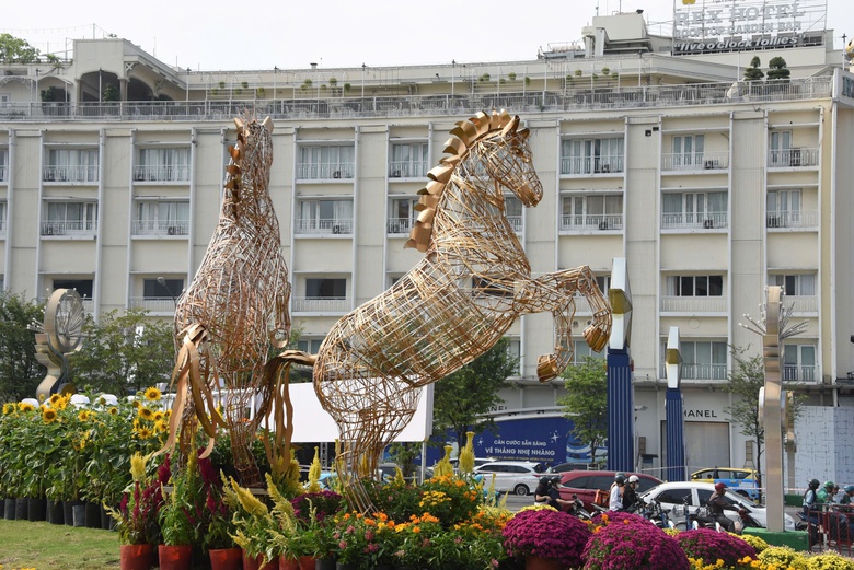 Nhiều khu đất vàng tại TP.HCM chuyển diện mạo từ "rào tôn" sang công viên- Ảnh 4. Nhiều khu đất vàng tại TP.HCM chuyển diện mạo từ "rào tôn" sang công viên- Ảnh 4.