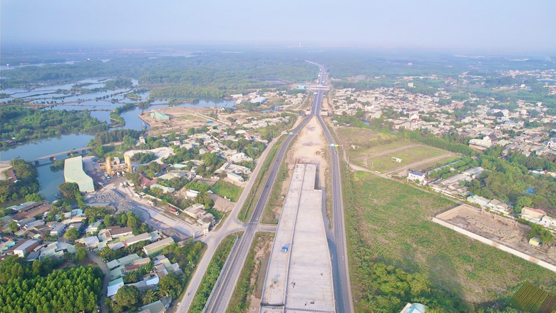 Ba tuyến cao tốc về đ&iacute;ch năm 2026, Đồng Nai rộng đường kết nối s&acirc;n bay Long Th&agrave;nh- Ảnh 1.