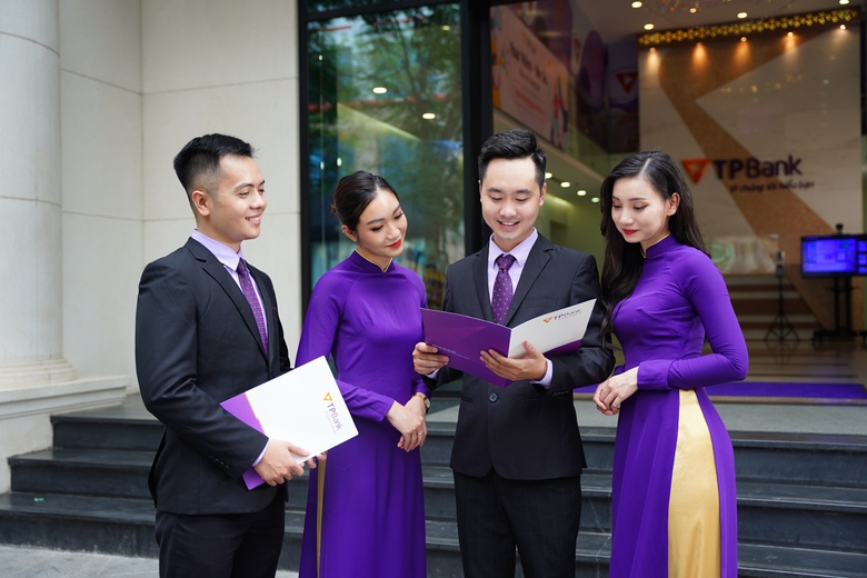 TPBank ho&agrave;n th&agrave;nh vượt kế hoạch năm 2025, lợi nhuận tăng 21%- Ảnh 2.