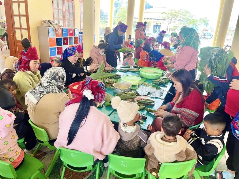 Tết đến sớm trong những ngôi trường mầm non vùng cao Sơn La- Ảnh 1. Tết đến sớm trong những ngôi trường mầm non vùng cao Sơn La- Ảnh 1.