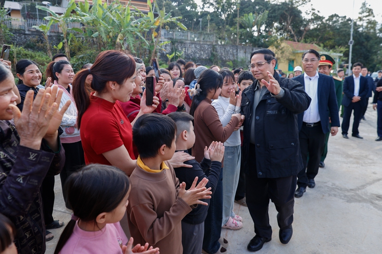Phát động "Chiến dịch Đông Khê 2026", hoàn thành 2 tuyến cao tốc ở Lạng Sơn, Cao Bằng- Ảnh 7. Phát động "Chiến dịch Đông Khê 2026", hoàn thành 2 tuyến cao tốc ở Lạng Sơn, Cao Bằng- Ảnh 7.