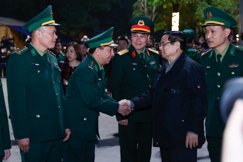 Phát động "Chiến dịch Đông Khê 2026", hoàn thành 2 tuyến cao tốc ở Lạng Sơn, Cao Bằng- Ảnh 11. Phát động "Chiến dịch Đông Khê 2026", hoàn thành 2 tuyến cao tốc ở Lạng Sơn, Cao Bằng- Ảnh 11.