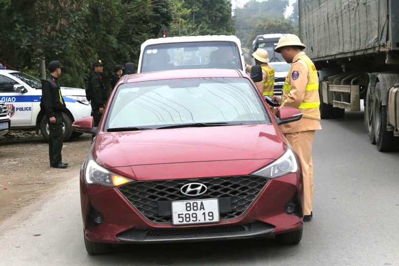 Ph&uacute; Thọ: 29 t&agrave;i xế bị tước giấy ph&eacute;p l&aacute;i xe dịp nghỉ tết Nguy&ecirc;n đ&aacute;n- Ảnh 14.