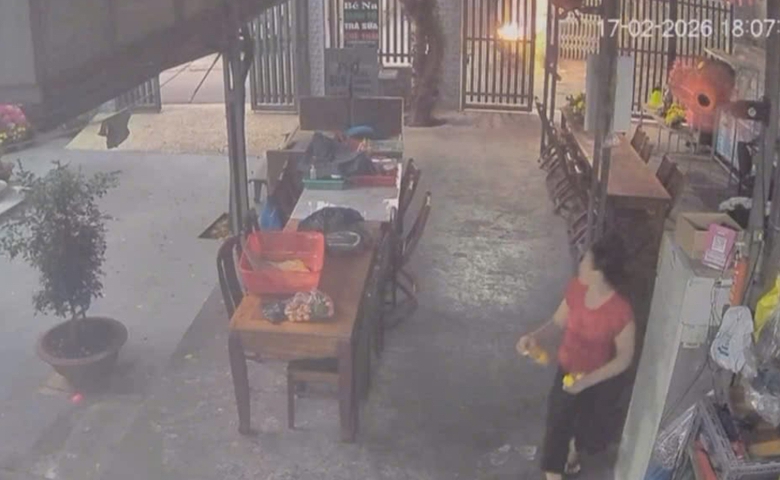 C&ocirc;ng an Đồng Nai tạm giữ nghi can tạt xăng, đ&acirc;m nạn nh&acirc;n m&ugrave;ng 1 Tết- Ảnh 2.