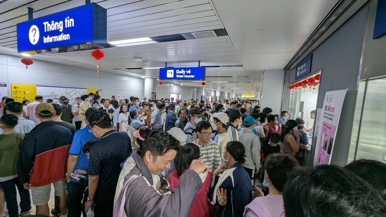 Metro số 1 phục vụ hơn 571.000 lượt khách dịp Tết Bính Ngọ 2026- Ảnh 1. Metro số 1 phục vụ hơn 571.000 lượt khách dịp Tết Bính Ngọ 2026- Ảnh 1.