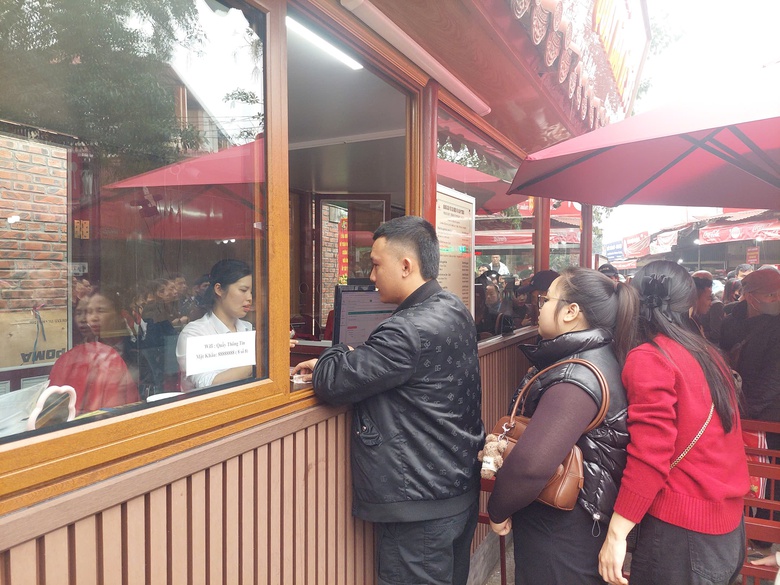 Ph&uacute; Thọ: T&acirc;y Thi&ecirc;n đ&oacute;n gần 8 vạn lượt du kh&aacute;ch đầu xu&acirc;n 2026- Ảnh 4.