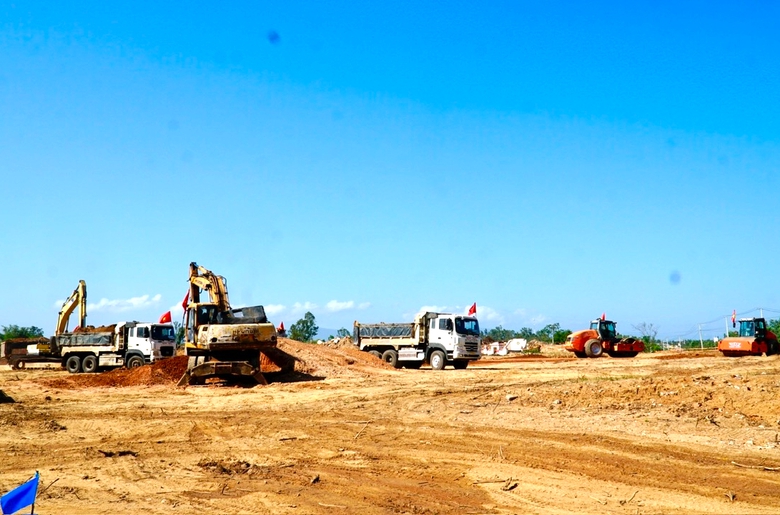 Ph&oacute; Thủ tướng Hồ Quốc Dũng: Tăng tốc GPMB cao tốc Quy Nhơn - Pleiku ngay sau Tết- Ảnh 7.