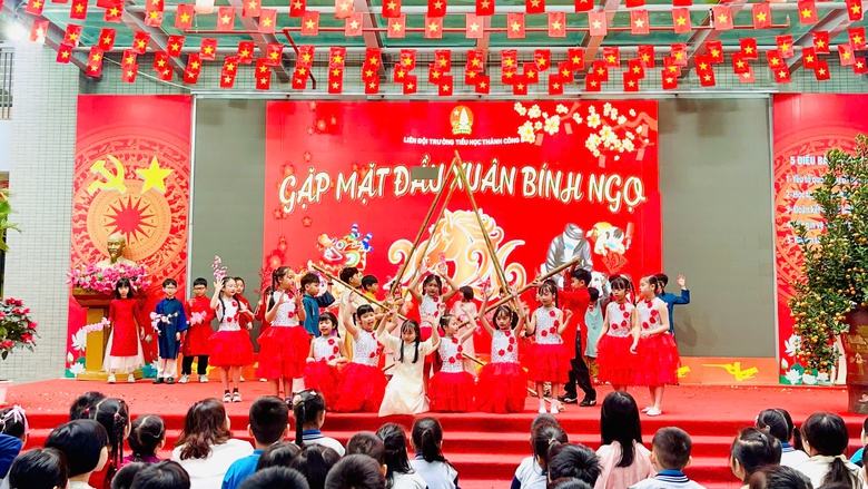 Hơn 2,3 triệu học sinh Hà Nội ổn định học tập ngay sau Tết- Ảnh 6. Hơn 2,3 triệu học sinh Hà Nội ổn định học tập ngay sau Tết- Ảnh 6.