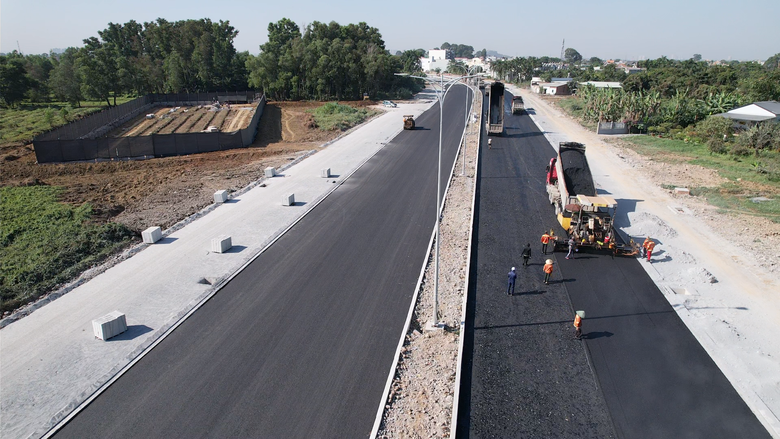 Đồng Nai ưu ti&ecirc;n nguồn lực cho hạ tầng kết nối v&agrave; đ&ocirc; thị tạo đ&agrave; bứt ph&aacute;- Ảnh 2.