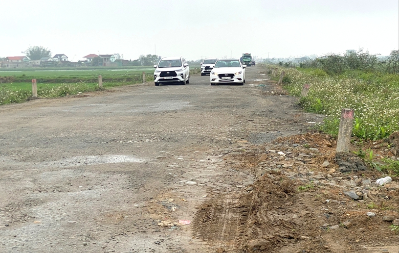 Bao giờ sửa chữa, nâng cấp tuyến đường nối Nghệ An - Hà Tĩnh?- Ảnh 1. Bao giờ sửa chữa, nâng cấp tuyến đường nối Nghệ An - Hà Tĩnh?- Ảnh 1.