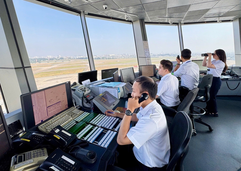 Điều h&agrave;nh an to&agrave;n tuyệt đối gần 45.000 chuyến bay trong cao điểm Tết- Ảnh 1.