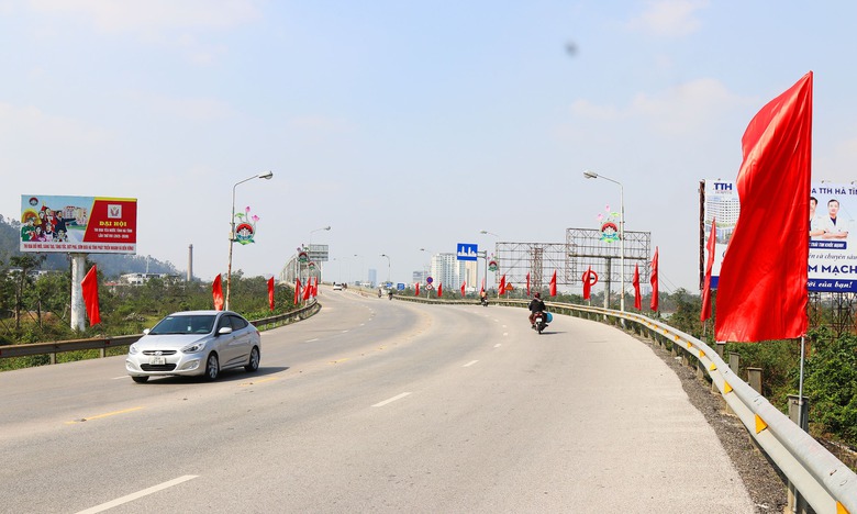 Hà Tĩnh: Đường quê rợp sắc hoa, đời sống người dân đổi thay nhờ xây dựng nông thôn mới- Ảnh 4. Hà Tĩnh: Đường quê rợp sắc hoa, đời sống người dân đổi thay nhờ xây dựng nông thôn mới- Ảnh 4.