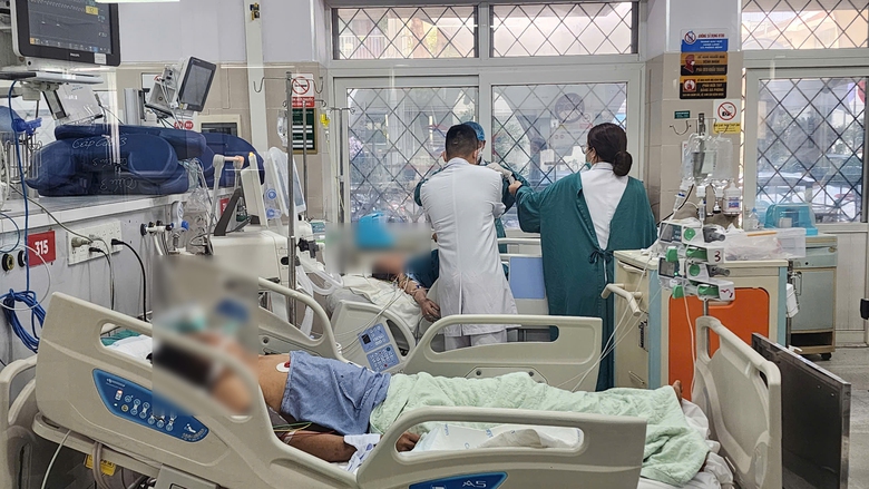 Suýt bỏ mạng vì quá chén ngày Tết- Ảnh 1. Suýt bỏ mạng vì quá chén ngày Tết- Ảnh 1.