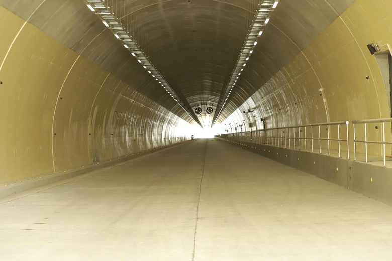 Hầm Đ&egrave;o Ngang mở rộng ho&agrave;n tất thi c&ocirc;ng, chờ nghiệm thu để th&ocirc;ng xe- Ảnh 3.